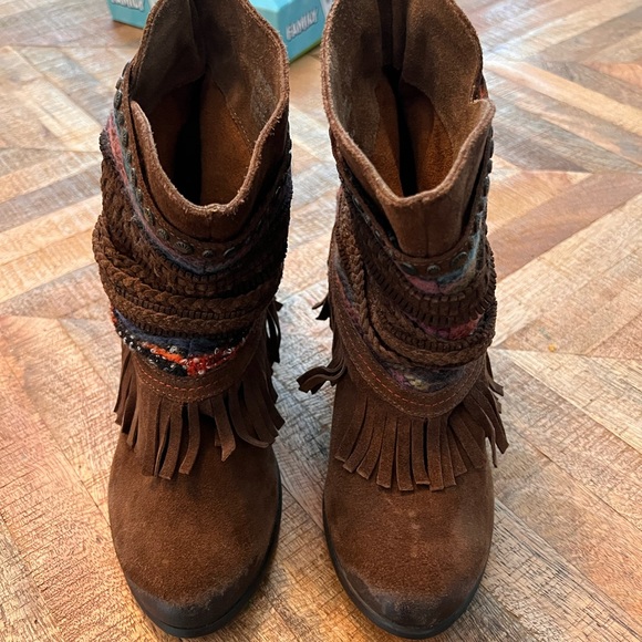 naughty monkey suede booties - Picture 2 of 6